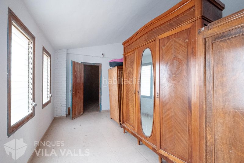 Foto a9aa651b-73c2-4e82-b8b4-be55218a7723. Piso edificio para hacer 3 pisos. en Castellterçol