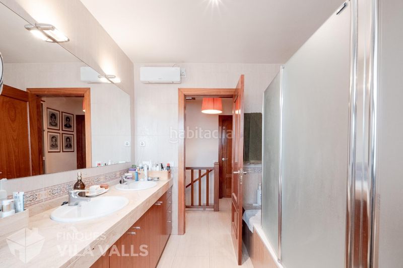 Foto 6e5706bc-c5aa-47ac-ab54-fe0b8554370f. Dúplex amb aparcament a Castellterçol