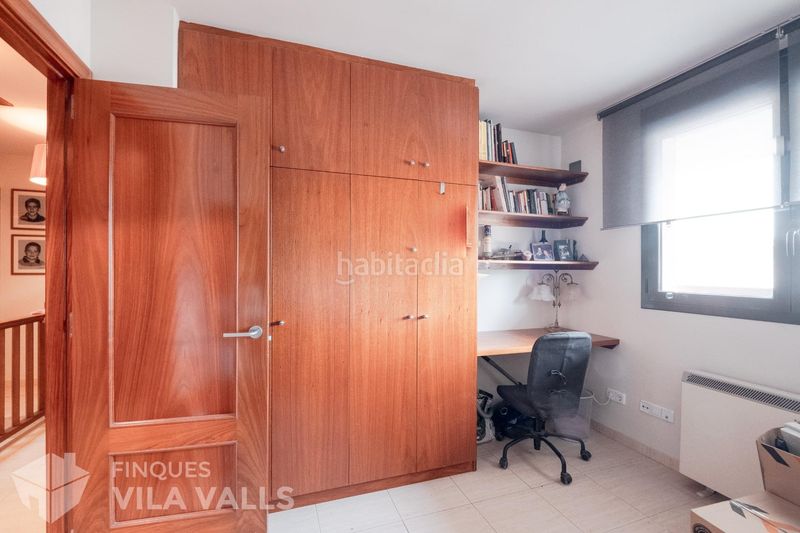 Foto 96b14a15-4e6b-43bf-88d4-174a303ae293. Dúplex amb aparcament a Castellterçol