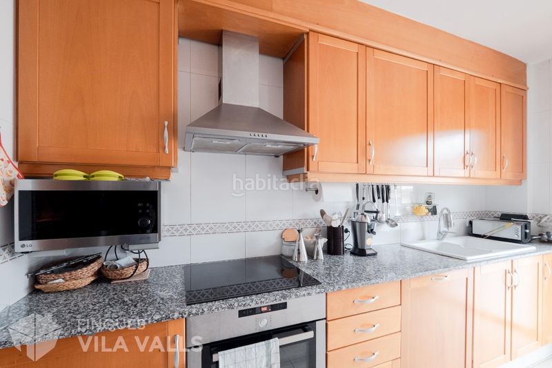 Foto 9b084b51-1137-42f3-b7da-24b8fb20a862. Dúplex amb aparcament a Castellterçol