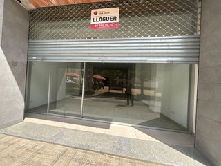 Alquiler Local Comercial en Sant Feliu de Codines. Local comercial nuevo a estrenar en la plaça de lajuntament