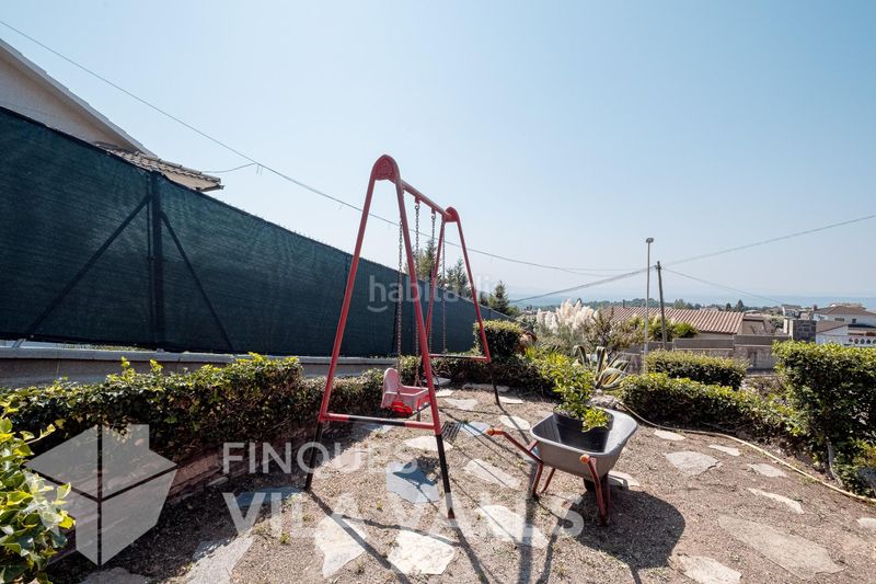 Foto a8472c1d-b02f-43cd-b054-993ef1cfa678. Casa amb calefacció aparcament piscina a Caldes de Montbui