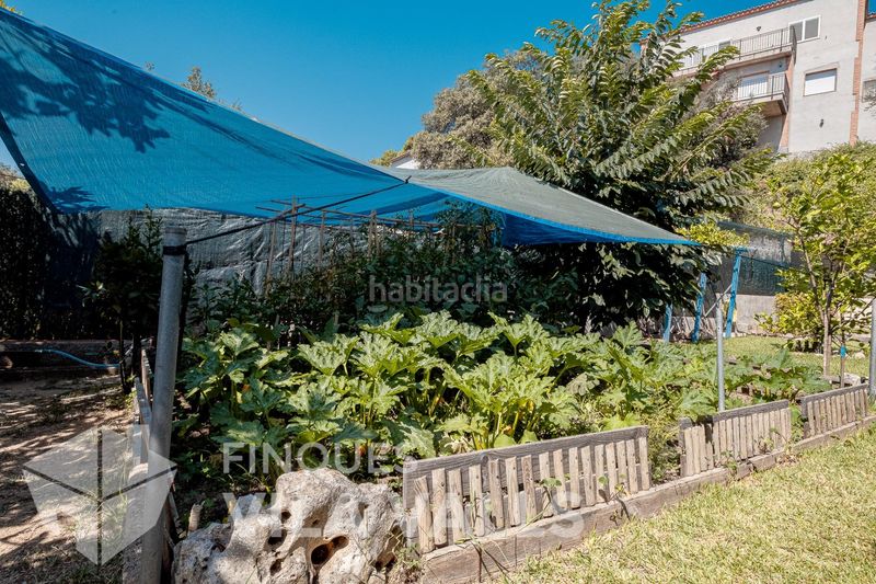 Foto bf536c00-f4c8-4029-9bd3-4c45ba4851b7. Casa amb calefacció aparcament piscina a Caldes de Montbui