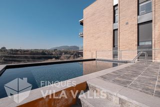 Piso  Carrer carrer raval canyelles. Planta baja de obra nueva con patio y piscina en caldes de montb