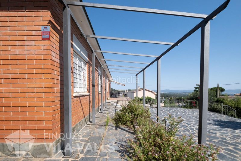 Foto dc8c6399-3289-414b-9365-137c316d35b6. Xalet amb aparcament a Bigues i Riells del Fai