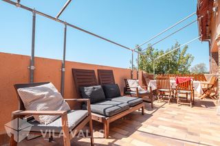 Etagenwohnung in Lliçà d´Amunt. Piso grande y luminoso con dos super terrazas, garaje y jardín c