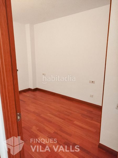 Foto 59737492-05e6-4299-8b90-f1b59c01c7a8. Pis amb calefacció aparcament a Caldes de Montbui