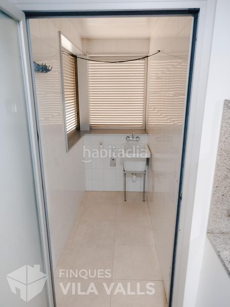 Foto bc22e2a1-f97a-455b-bfa5-e140b2b1485b. Pis amb calefacció aparcament a Caldes de Montbui