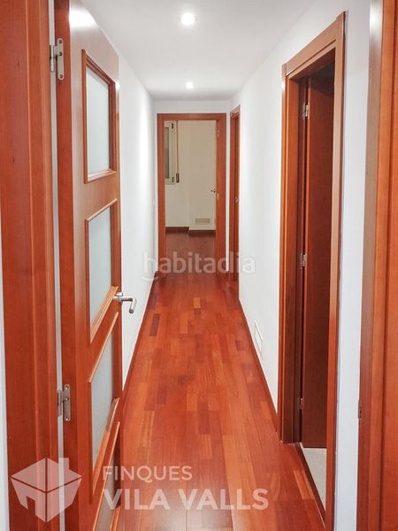 Foto ede8602d-38b6-42a9-a5c2-0a74f26b9db4. Pis amb calefacció aparcament a Caldes de Montbui