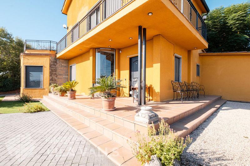 Foto 55718a68-28de-4c94-99c2-bab3f657f120. Chalet  4 vientos con piscina y jardín excepcional en santa eulàlia de ronçana en Lliçà d´Amunt