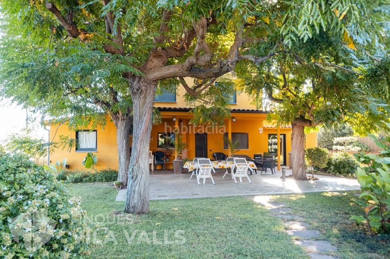 Foto d2dbea5a-9ae3-41bc-8236-99d340b48dc1. Chalet  4 vientos con piscina y jardín excepcional en santa eulàlia de ronçana en Lliçà d´Amunt