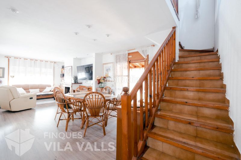 Foto 1735e463-b3f2-4954-93bd-41ed7295e4c2. Chalet con riscaldamento parcheggio piscina in Bigues i Riells del Fai