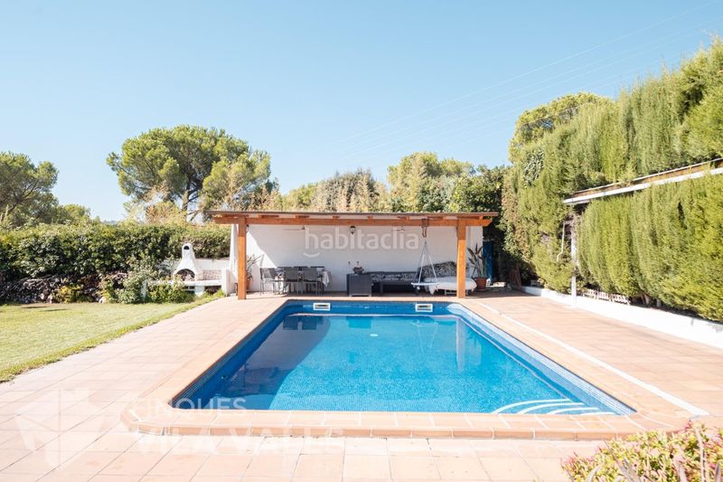 Foto 978cbd84-5fd9-4a36-be34-b0e1b4df619b. Chalet con riscaldamento parcheggio piscina in Bigues i Riells del Fai