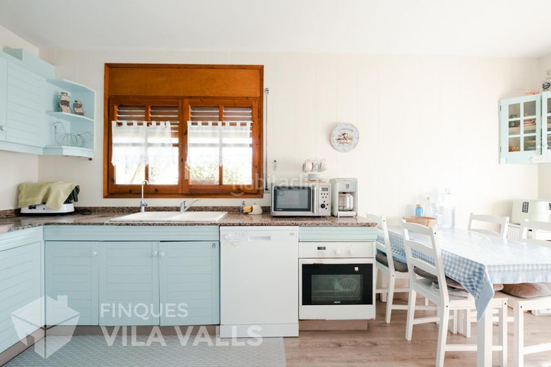 Foto b076fe32-fdb9-4ed3-aebd-7f94c5e242ec. Chalet con riscaldamento parcheggio piscina in Bigues i Riells del Fai