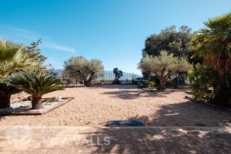 Foto 3e37faa2-248d-417c-8080-e977e2a96237. Chalet casa unifamiliar con vistas panorámicas, jardín y grandes posibilidades en Bigues i Riells del Fai