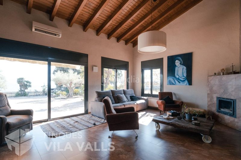 Foto 5a13e0a4-3cf7-46ed-a1a8-31b2cf2d6832. Chalet casa unifamiliar con vistas panorámicas, jardín y grandes posibilidades en Bigues i Riells del Fai
