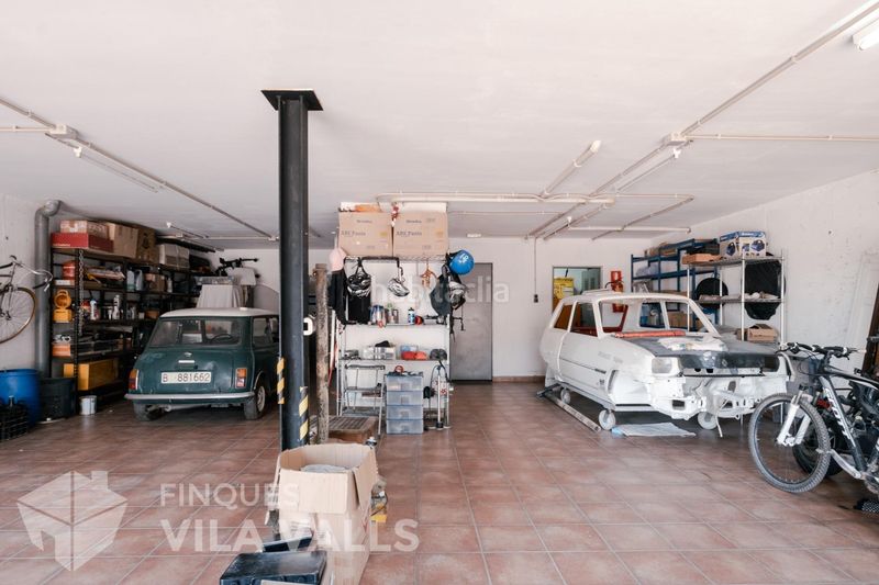 Foto a1e541a1-61f2-439e-ba74-15f5d9e0f137. Chalet casa unifamiliar con vistas panorámicas, jardín y grandes posibilidades en Bigues i Riells del Fai