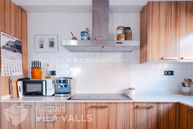 Foto ce797f49-3d7f-41cc-8098-4cfcd5d4b217. Chalet casa unifamiliar con vistas panorámicas, jardín y grandes posibilidades en Bigues i Riells del Fai