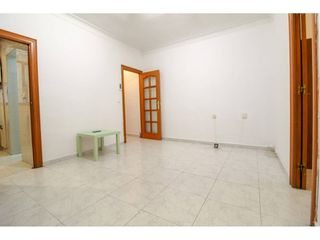Pis  Churruca. Piso en hospitalet de llobregat de 59m2, 2 habitaciones dobles,