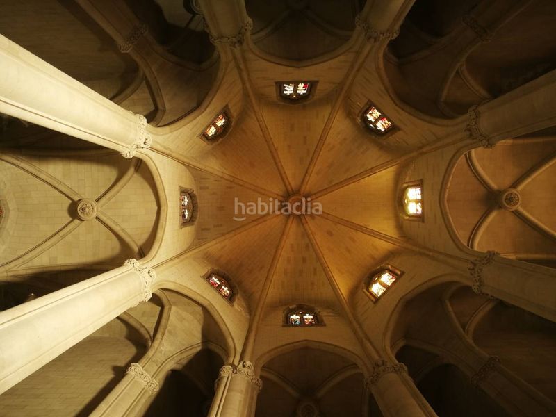 Foto d9b18f2e-0d5b-4eb6-bbbd-39599569303c. Aparcament cotxe a Sant Antoni Barcelona