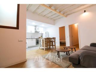 Appartamento  Poeta cabanyes. Piso en venta en poble sec de 54m2, cocina equipada, 2 habitacio