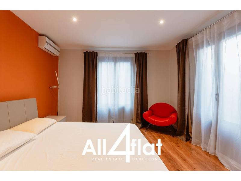Foto 5520b392-3eff-45d2-9115-4f85ca593daf. Piso  en venta en jaume i barrio gotico, totlamente amueblado, y con vistas al exterior de la calle, con excelente ilu en Barcelona