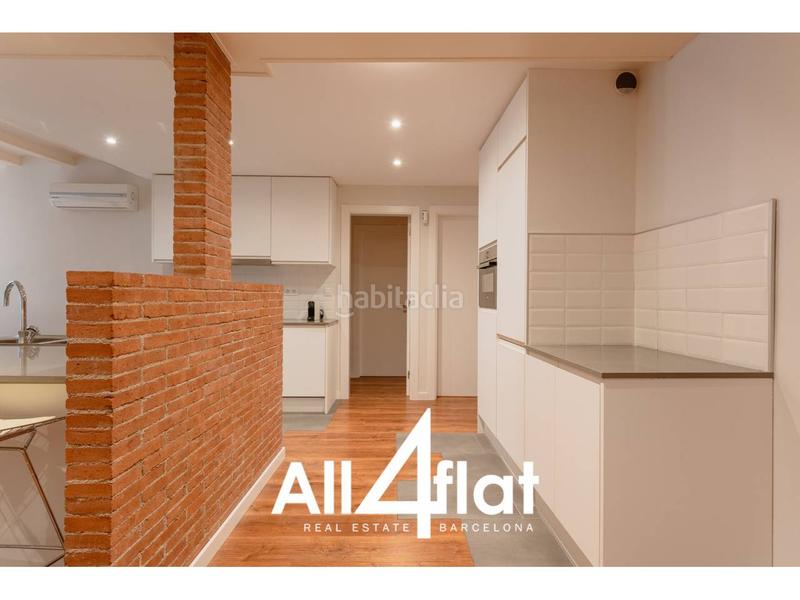 Foto a9463514-d8a1-4b79-93ef-83fcf16eb8cb. Piso  en venta en jaume i barrio gotico, totlamente amueblado, y con vistas al exterior de la calle, con excelente ilu en Barcelona