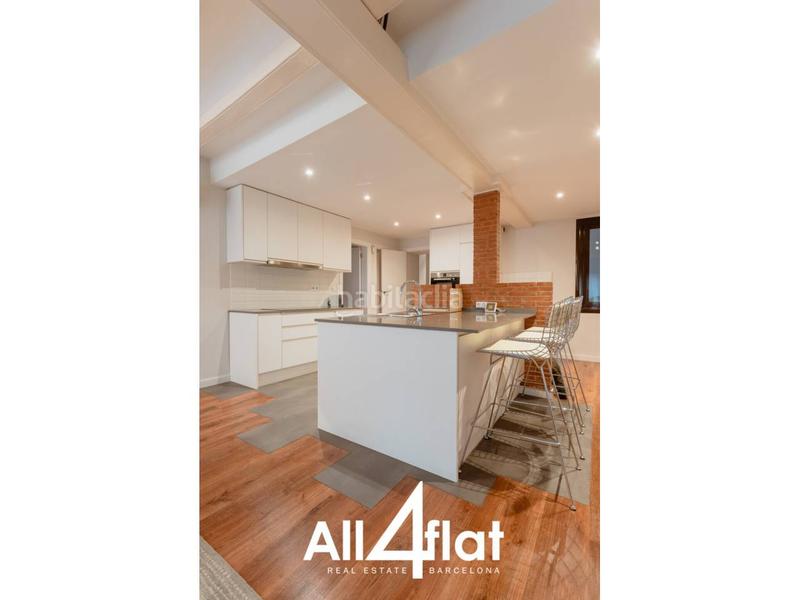 Foto af78a16f-dbeb-47cb-ad19-4663f851d8d1. Piso  en venta en jaume i barrio gotico, totlamente amueblado, y con vistas al exterior de la calle, con excelente ilu en Barcelona