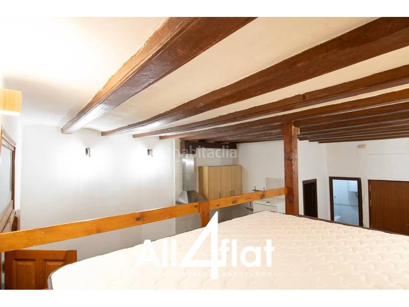 Foto 11e55980-5437-4b89-b45e-38d79416e94a. Piso loft en venta de 39 m2 en el born con balcón, baño, cocina. amueblado y equipado. en Barcelona