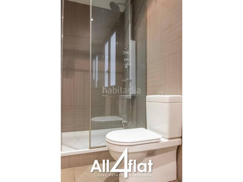 Foto f0173ba7-d49e-4db8-bc15-1a4a9655a9ca. Miete etagenwohnung mit heizung in Dreta de l´Eixample Barcelona