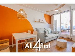 Lloguer �tic  Calle pedreres. Encantador atico reformado en alquiler temporal en el poble sec,