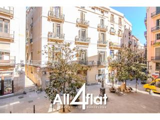 Appartamento  Regomir. Tu futuro hogar en el gótico piso de 73mt2 a reformar a solo 1 c