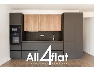 Attico  Carme. Ático reformado en venta con balcón amplio y 3 habitaciones  lis