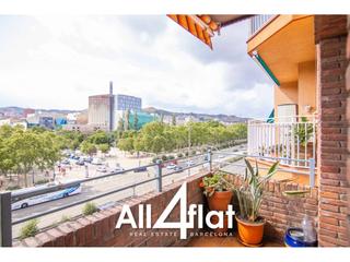 Duplex  Meridiana. Amplio y luminoso piso duplex en venta en sant andreu con balcon