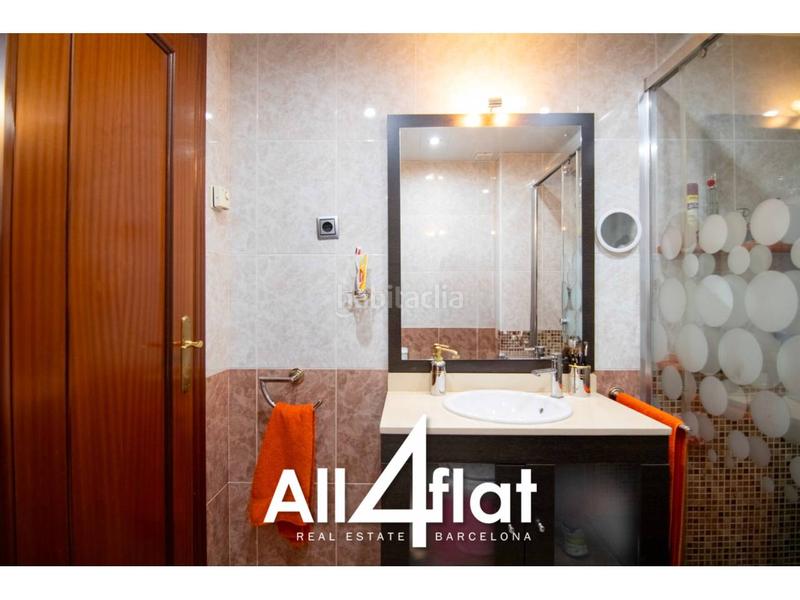 Foto 0d810ba0-b9d9-41df-b781-0ecb3f09a682. Dúplex amb calefacció a Sant Andreu de Palomar Barcelona