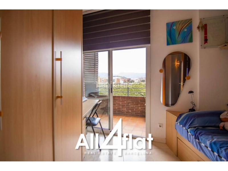 Foto 281fb0ec-2662-4d2c-a1b2-51853b42d09e. Dúplex amb calefacció a Sant Andreu de Palomar Barcelona