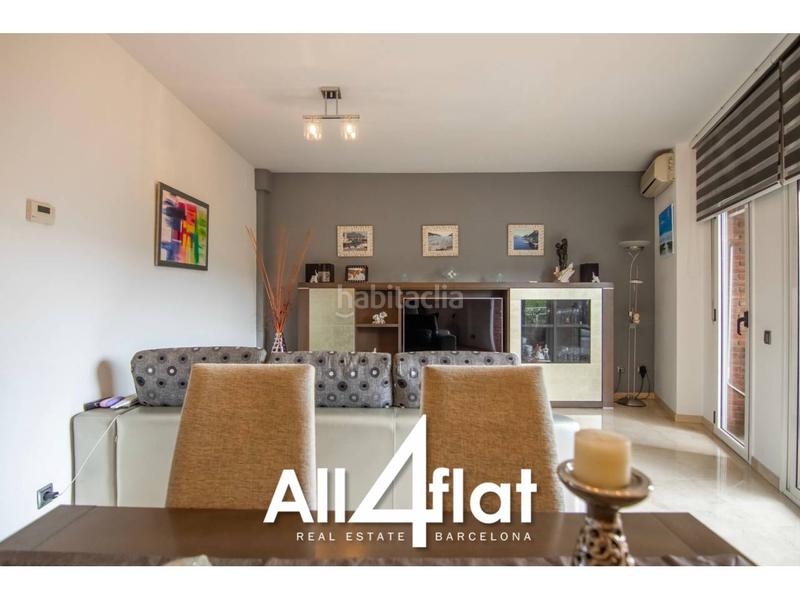 Foto 2d33cb5b-4df1-4983-9a57-e5862afba40c. Dúplex amb calefacció a Sant Andreu de Palomar Barcelona