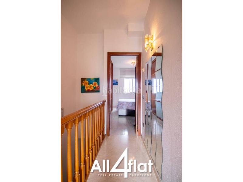Foto 3f5c1ede-3e39-45c2-8968-7a05e2f20cc3. Dúplex amb calefacció a Sant Andreu de Palomar Barcelona