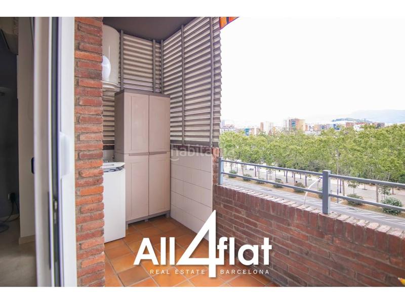 Foto ae9e513f-232d-4d0b-85f3-fb8cdad514a6. Dúplex amb calefacció a Sant Andreu de Palomar Barcelona