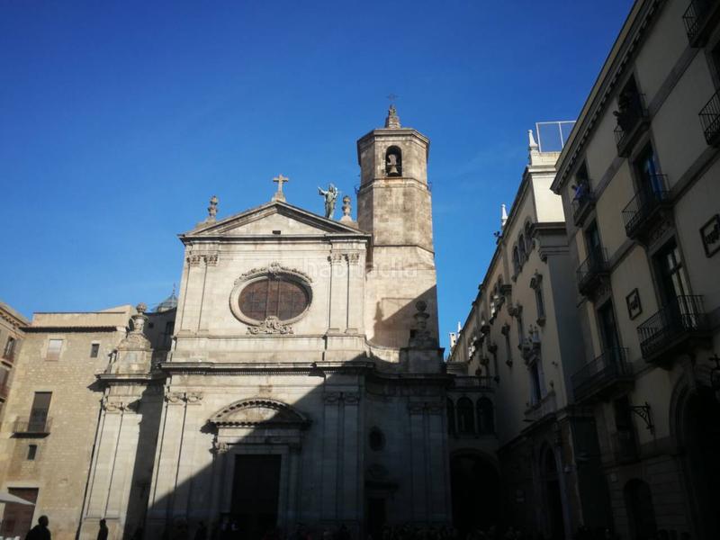 Foto bc276dd8-e3c2-4dd0-91b6-d3eeb801054e. Posto auto in El Poble Sec - Parc de Montjuïc Barcelona