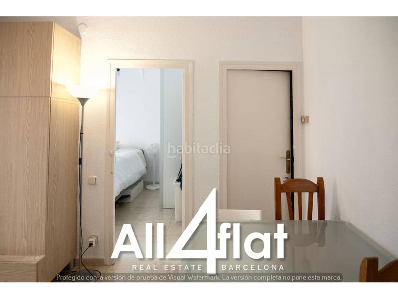 Foto fe870c54-ac21-4b68-a51b-4ef3f7511475. Alquiler piso  en venta de 76 m , en Hostafrancs distribuido en 3 habitaciones, 1 baño, cocina equipada, amueblado. en Barcelona