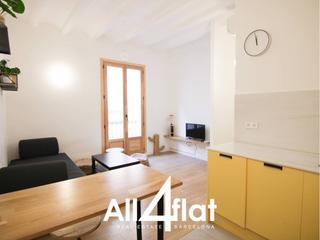 Lloguer Pis  Reina amalia. Piso de 53m en la ciutat vella con 2 habitaciones dobles, 1 baño