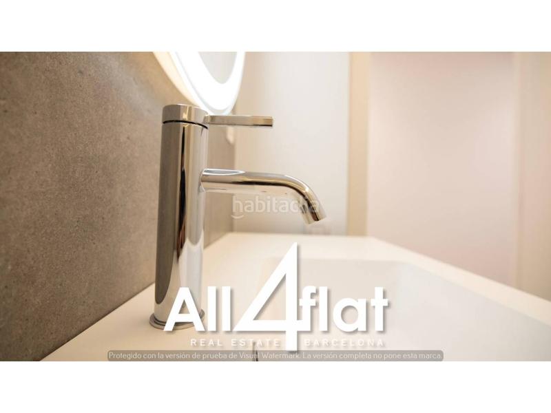 Foto b1b26e5b-11cd-4911-9ab0-dda1e9895617. Attico con riscaldamento in Raval Barcelona