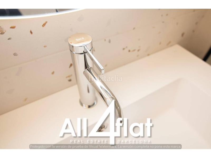 Foto cd64f938-b2b5-491e-a703-b57bbbeebc6c. Attico con riscaldamento in Raval Barcelona