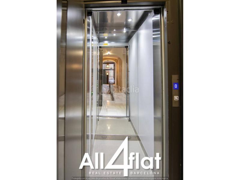 Foto f1fe4087-964e-4a24-8607-7f5011e8bc1d. Attico con riscaldamento in Raval Barcelona
