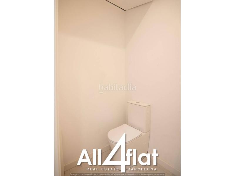 Foto b0fe3039-ed15-4a2e-ac37-61435f26c72f. Business premise in sio 20 in Sants Barcelona