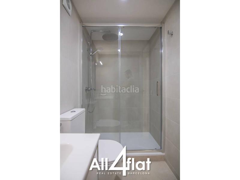 Foto ae6aea97-2b3a-4a5f-b3fa-49e277e26b2f. Locale commerciale in Sant Gervasi - Galvany Barcelona