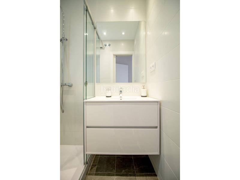 Foto a96fdd28-6daf-4758-8085-e6bd4cff34dc. Location attique avec chauffage dans Raval Barcelona