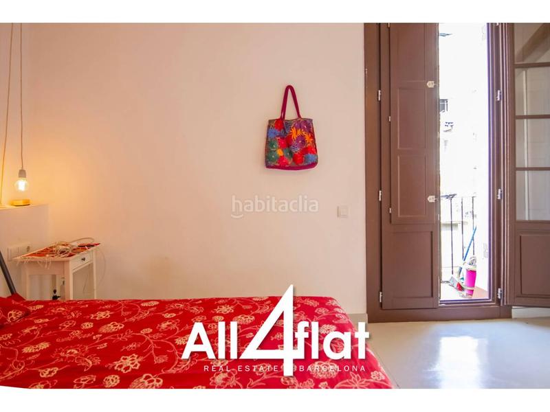 Foto 23c51f2e-4fa1-431e-bbe3-281451b8c8a2. Appartement avec chauffage dans Raval Barcelona