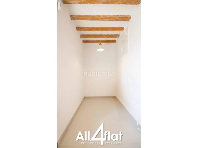 Foto 6d22ccf6-e061-4aea-a3e6-08e91c888e7e. Appartement avec chauffage dans Raval Barcelona